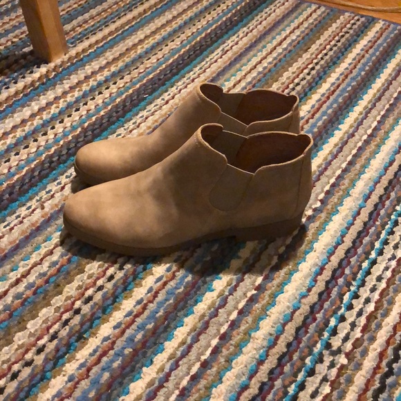 Booties - Picture 6 of 8